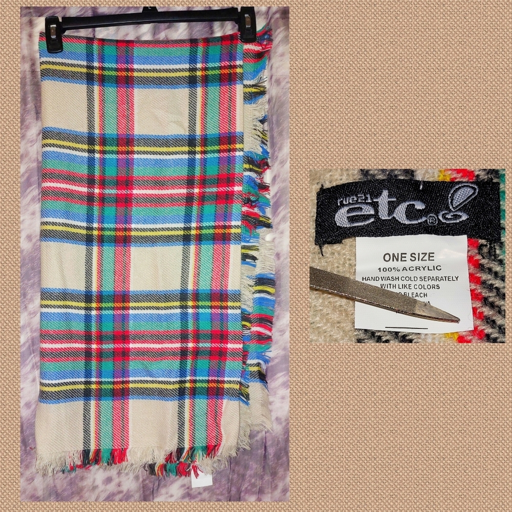 Rue21 Etc! brand Cream/Multicolor Plaid Square Knit Scarf/Wrap 1 Size